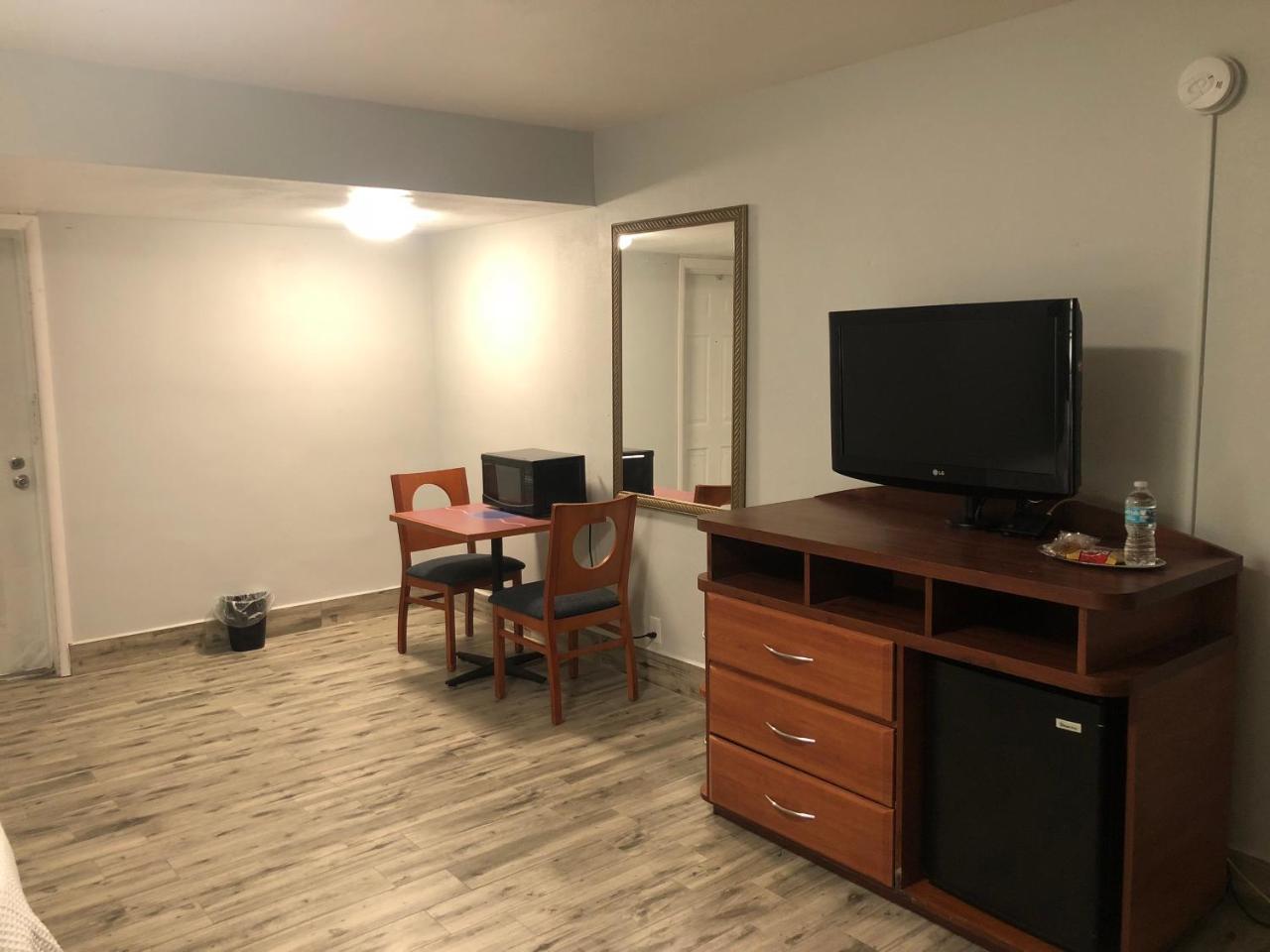 Bay Breeze Inn Bradenton Downtown Zewnętrze zdjęcie